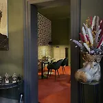 Maison Heronniere Bed & Breakfast 4*