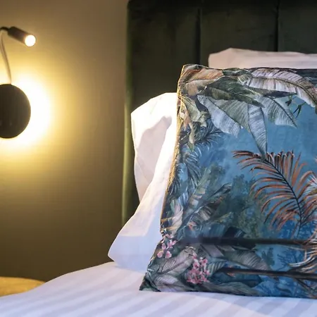 Bed & Breakfast Maison Heronniere 4*