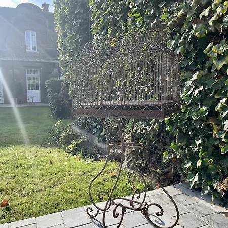 Maison Heronniere Bed & Breakfast 4*